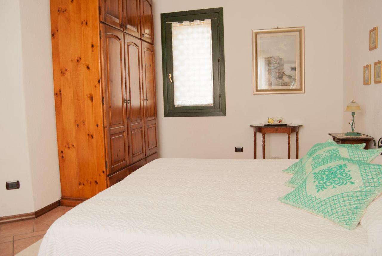 Villa Aurora Olbia Exteriör bild