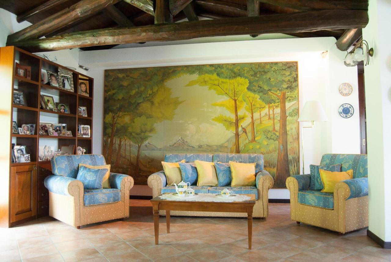 Villa Aurora Olbia Exteriör bild